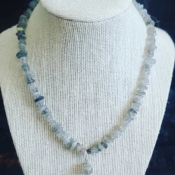 Moonstonechips necklace - Picture 2 of 5